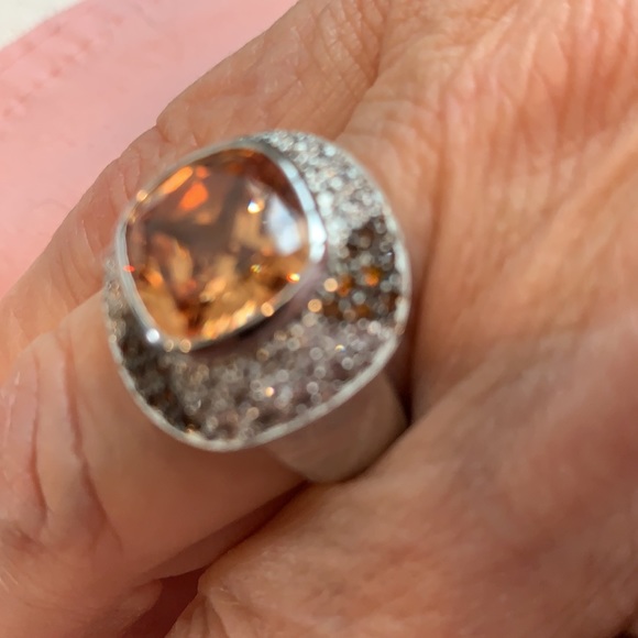 Ring - Picture 3 of 3